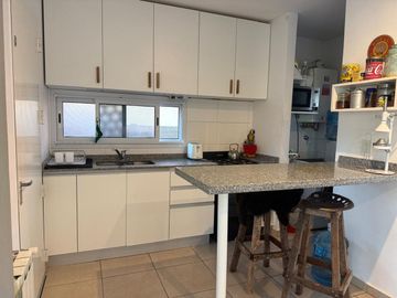 CASA 3 AMBIENTES EN VENTA CON JARDIN SIN EXPENSAS
