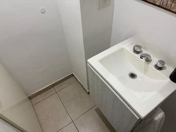 CASA 3 AMBIENTES EN VENTA CON JARDIN SIN EXPENSAS