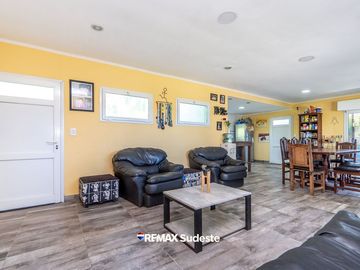 Hermosa casa con pileta