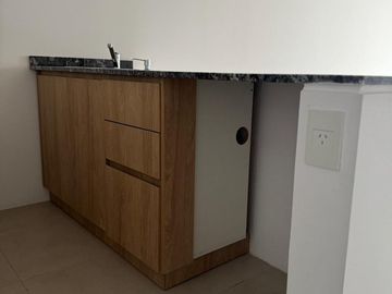 ALQUILER MONOAMBIENTE EN CASTELAR