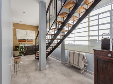 VENTA CASA 5 AMBIENTES EN PADUA APTA CREDITO