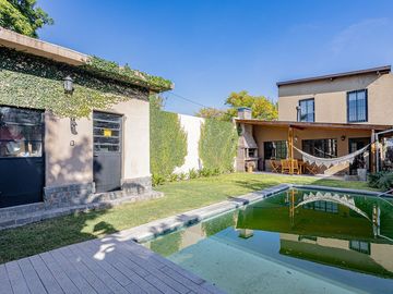 VENTA CASA 5 AMBIENTES EN PADUA APTA CREDITO