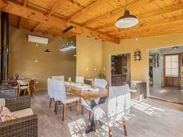 VENTA CASA 5 AMBIENTES EN PADUA APTA CREDITO