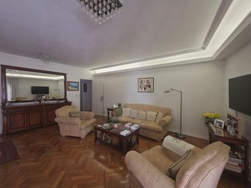VENTA DEPARTAMENTO 3 AMB CON BALCON RECOLETA