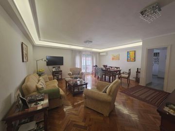 VENTA DEPARTAMENTO 3 AMB CON BALCON RECOLETA