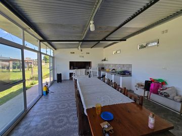 VENTA CASA QUINTA 700 M2 PILETA AIRE PAMPA ZARATE