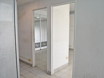 VENTA DEPOSITO EN GALERIA MICROCENTRO