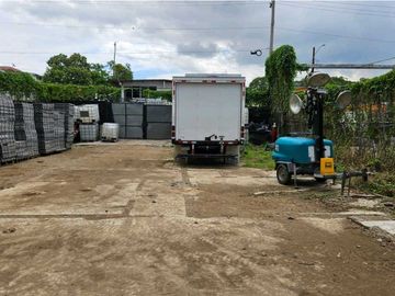 Venta de terreno 750 m2 planos en Parque Lefevre.Cod-J268