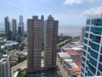 Venta de Penthouse en Top Tower, Costa del Este. Cod-J269
