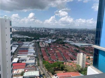 Venta de Penthouse en Top Tower, Costa del Este. Cod-J269