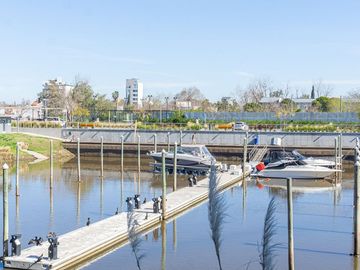 VENTA DPTO 4 AMB AMARRA RIO COCHERA VENICE TIGRE
