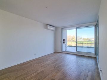 VENTA DPTO 4 AMB AMARRA RIO COCHERA VENICE TIGRE