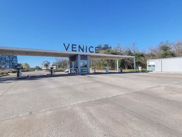 VENTA DPTO 4 AMB AMARRA RIO COCHERA VENICE TIGRE
