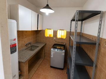 VENTA CHALET 5 AMBIENTES + DEPTO 2 AMB PARQUE LURO