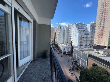 VENTA Dpto 2 amb + dpcia con BALCON y COCHERA