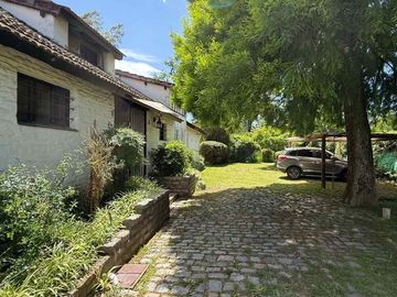 VENTA CASA 5 AMB  PILETA MANUEL ALBERTI PILAR