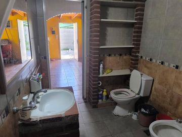 VENTA CASA DEL VISO PILETA