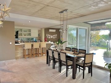 CASA VENTA 5 AMB EL CANTON PUERTO ESCOBAR LAGUNA