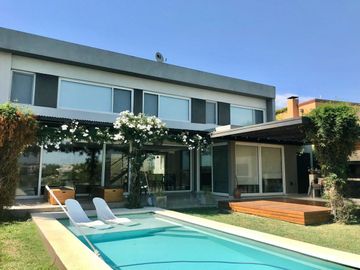CASA VENTA 5 AMB EL CANTON PUERTO ESCOBAR LAGUNA