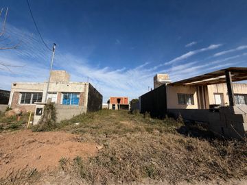 LOTE 175 M2 BARRIO LO TENGO ZONA NORTE