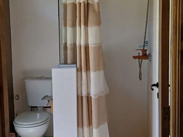 SE VENDE CASA 2 DORM. V. GRAL. BELGRANO LOTE 800M2
