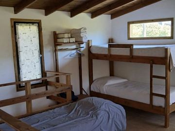 SE VENDE CASA 2 DORM. V. GRAL. BELGRANO LOTE 800M2