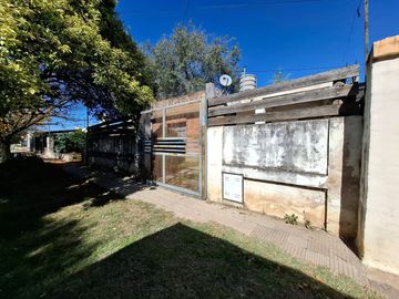 Casa 2 dormi patio a refaccionar Matienzo