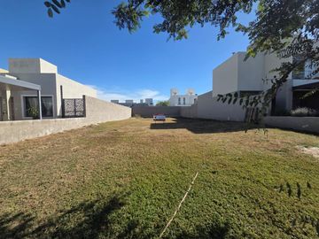 Venta Lote 360 en Docta Boulevard
