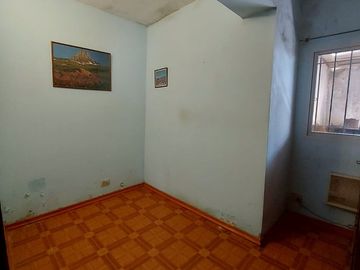 Pasillo 2 dormitorios Arroyito con patio+terraza