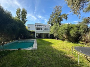 CASA EN  VENTA EN SAN ISIDRO LABRADOR APTO CREDITO