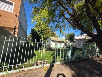 VENTA LOTE 700,m ITUZAINGO PERMUTA