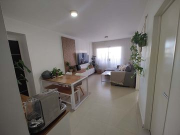 VENTA DEPARTAMENTO 3 AMBIENTES, CASEROS CENTRO!
