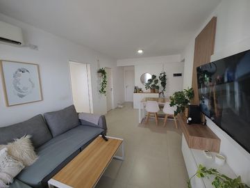 VENTA DEPARTAMENTO 3 AMBIENTES, CASEROS CENTRO!