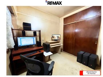 DEPARTAMENTO 4 AMB AL FRENTE C/GUARDACOCHE FLORES