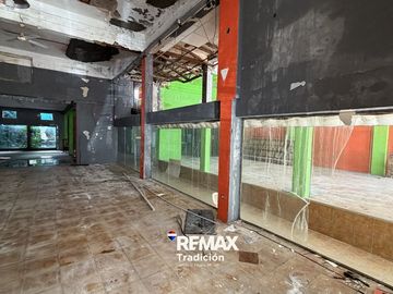 Local comercial en venta – Arturo Illia – 1750 m²