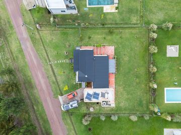 CASA EN VENTA 3 AMBIENTES FINCAS SPORTING