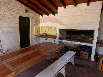 CASA 4 AMBIENTES EN VENTA EN EL TREBOL