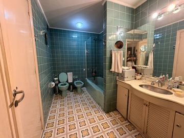 Venta departamento de categoría Recoleta