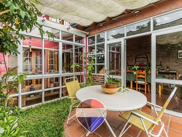 CASA EN VENTA LA PLATA