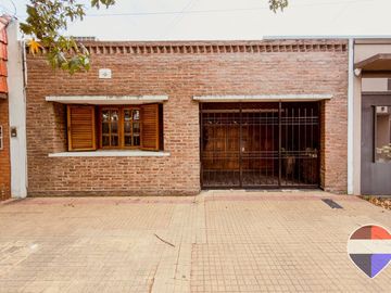 CASA EN VENTA LA PLATA