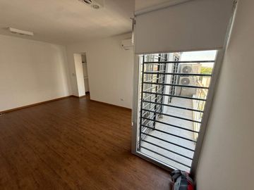 DEPARTAMENTO 2 AMBIENTES VENTA MONTE CASTRO