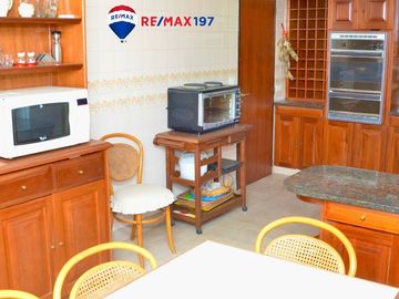 CASA QUINTA EN YEI-PORA TORTUGUITAS