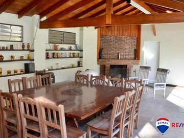 CASA QUINTA EN YEI-PORA TORTUGUITAS