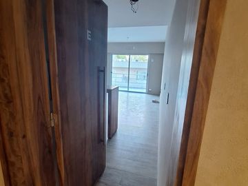 Departamento en Villa Roble, Carrodilla