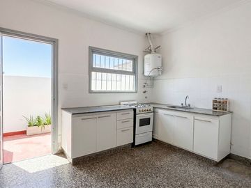 VENTA PH 3 AMBIENTES VILLA PRIMERA RECICLADO