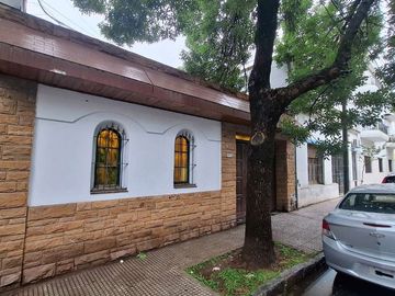 Casa 5 Ambientes en Venta Constitucion