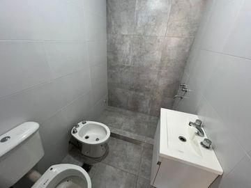 mono con balcón en venta a estrenar Lanús oeste