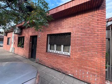 VENTA PH 4 AMBIENTES EN BANFIELD