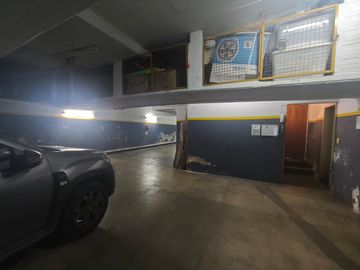 3 AMBIENTES C PATIO Y COCHERA. RECICLADO A NUEVO