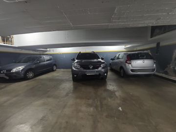 3 AMBIENTES C PATIO Y COCHERA. RECICLADO A NUEVO